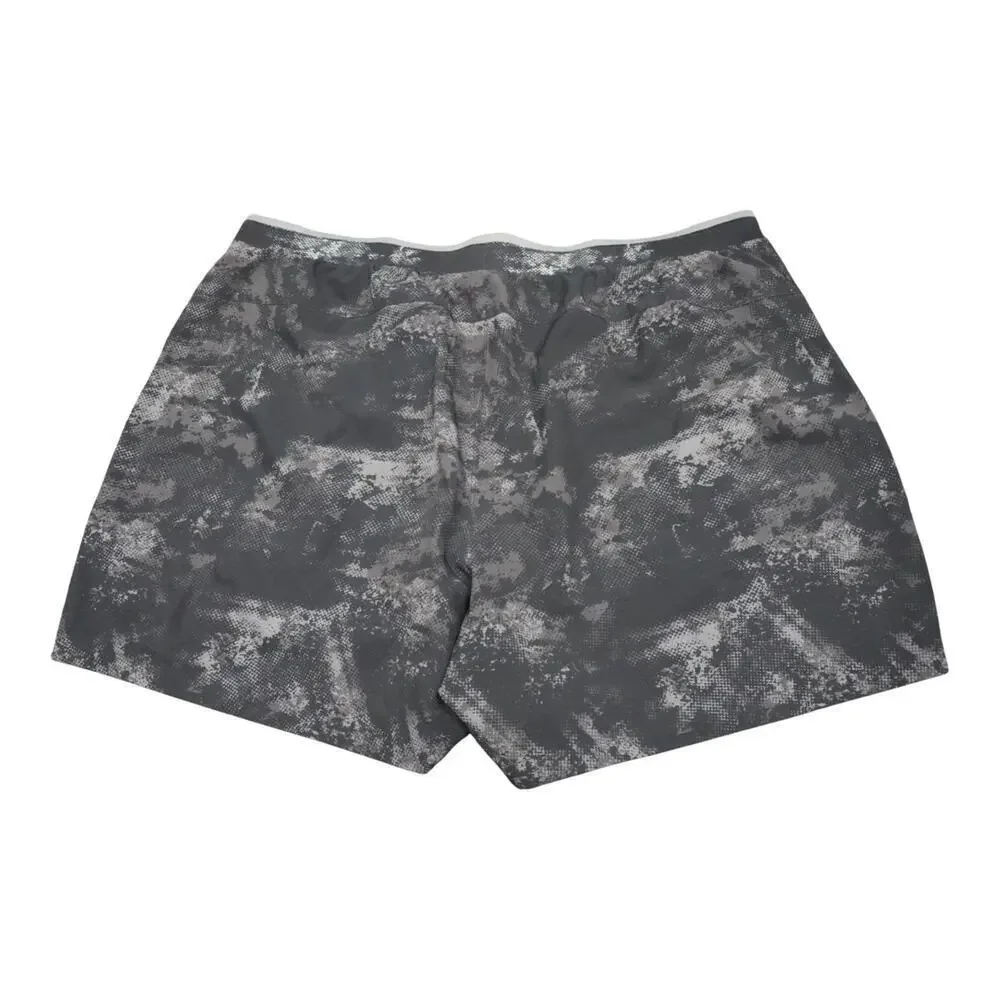Fabletics Fundamental Short II Lined 5” Men’s XXL Gray Camo Print EUC